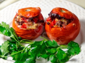 Запеченные фаршированные помидоры с мясной начинкой
