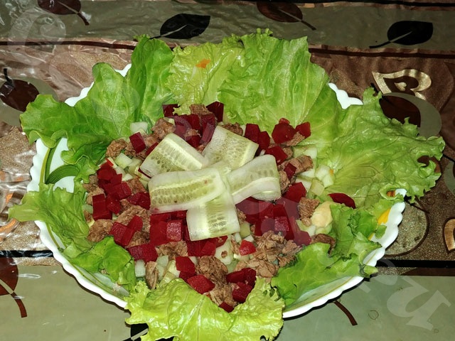 Салат диетический с вареными овощами